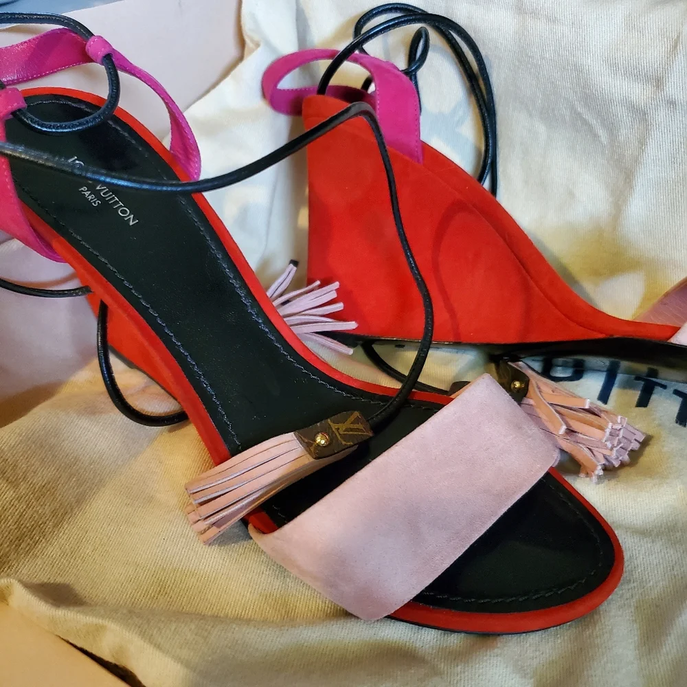 Louis Vuitton  Rita Wedge Sandals with Wedge heel. - Picture 2 of 7